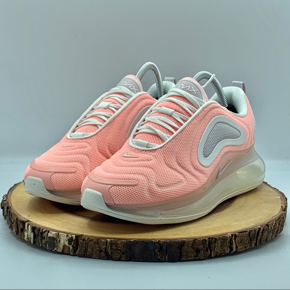 Nike Womens Air Max 720 Size 9 - Picture 2 of 8